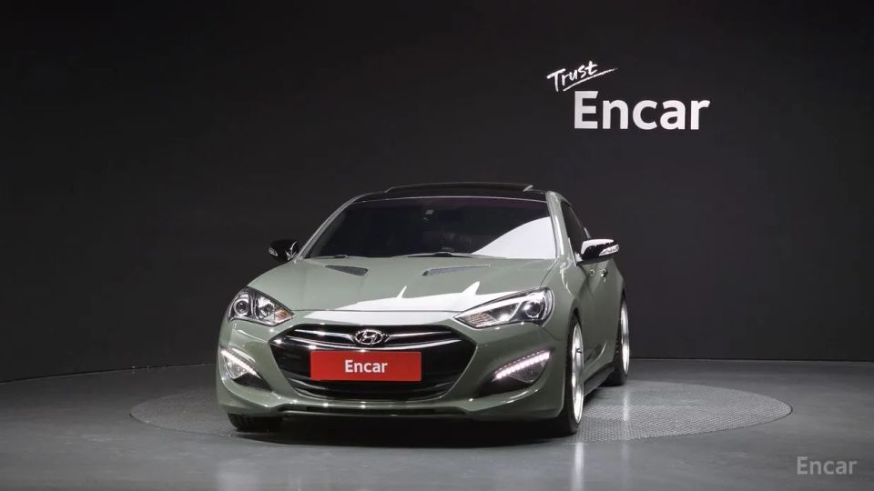 Hyundai Genesis