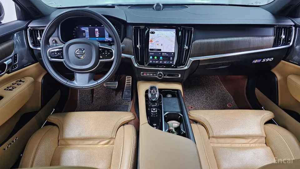 Volvo S90