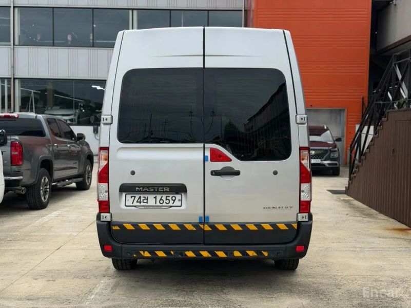 Renault-KoreaSamsung Master