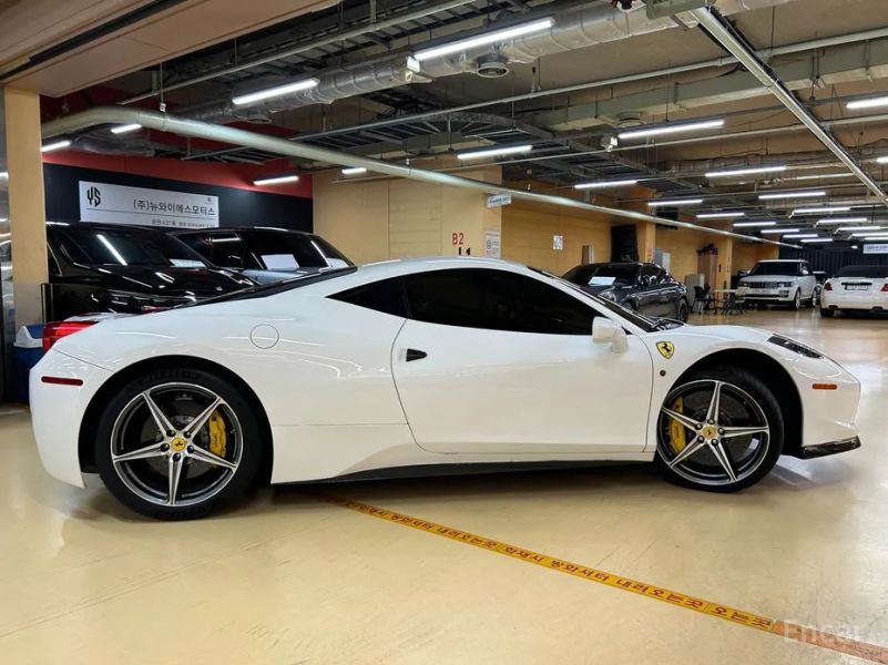 Ferrari 458