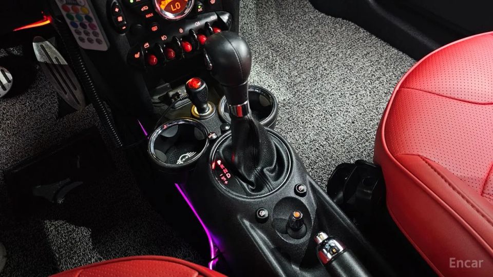 Mini coupe