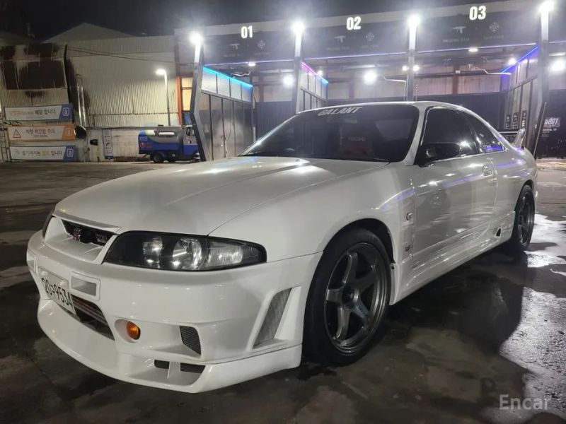 Nissan Skyline