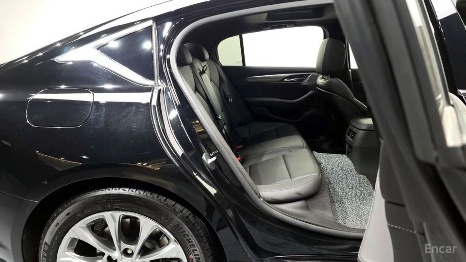 Cadillac CT5