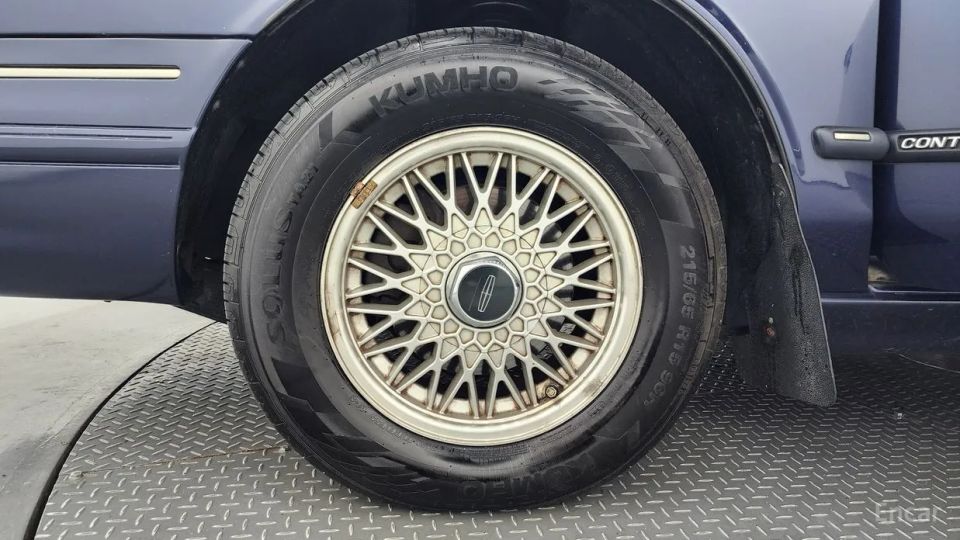 Lincoln Continental