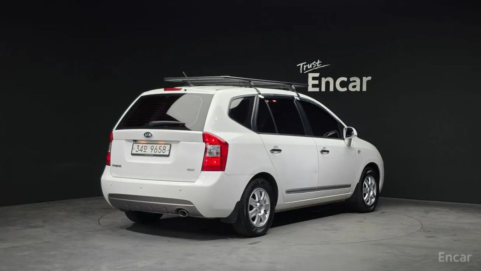 Kia Carens