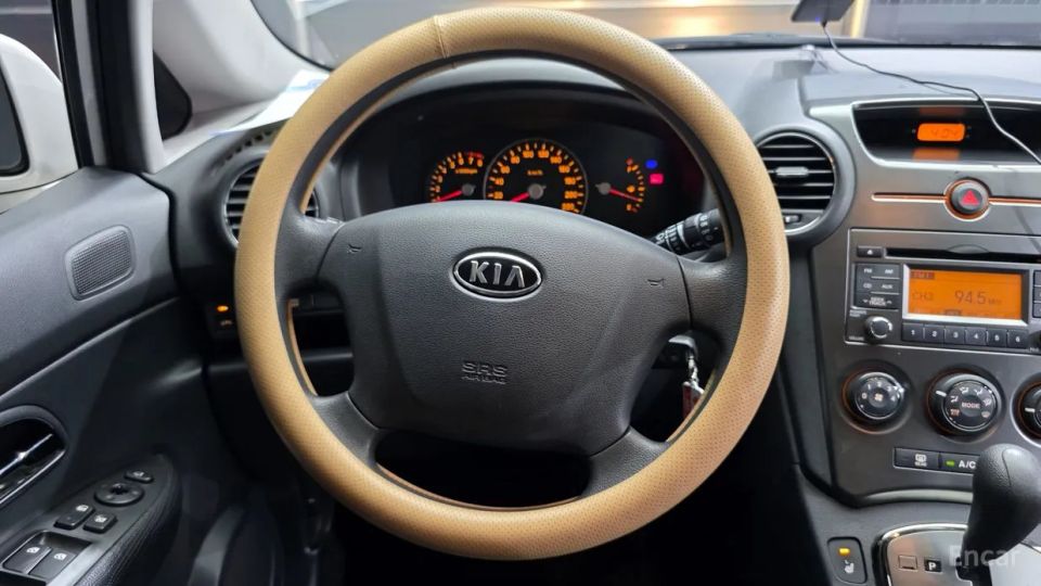 Kia Carens