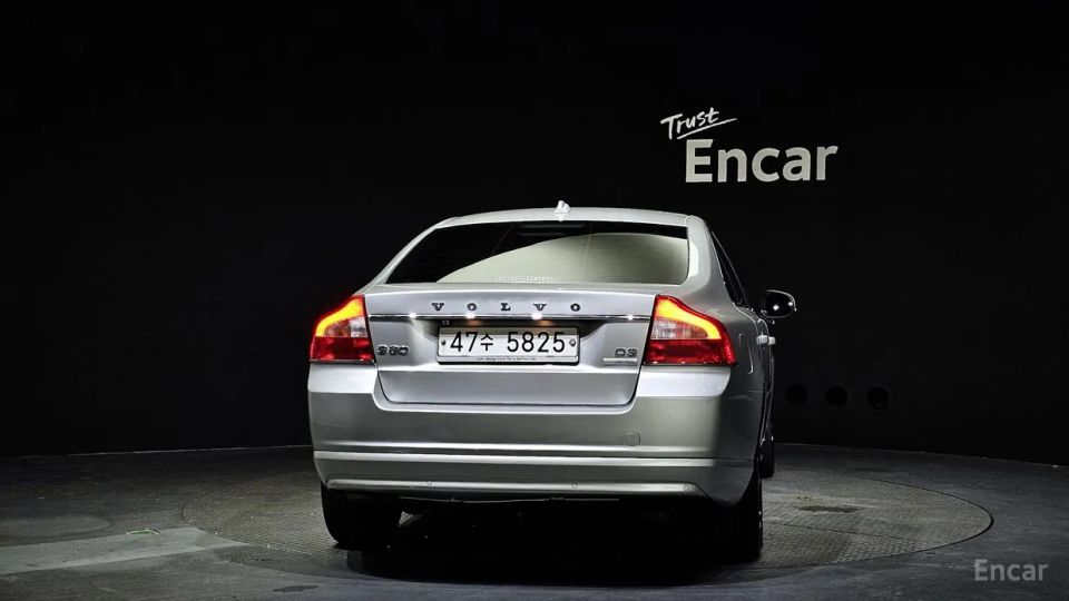 Volvo S80