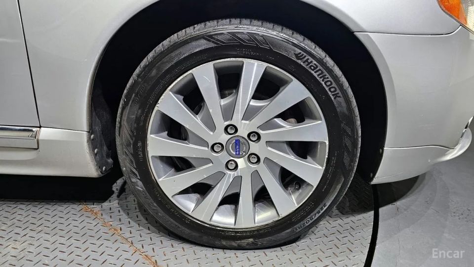 Volvo S80