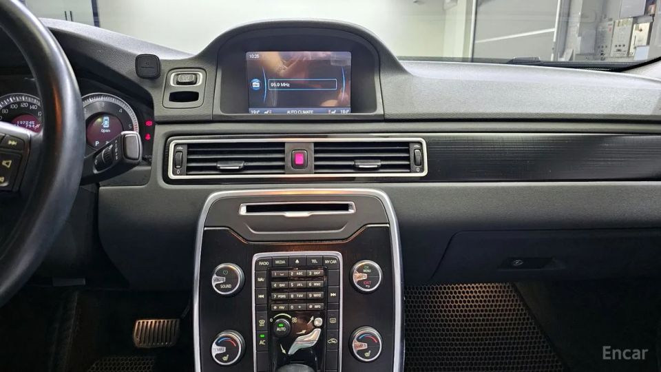Volvo S80