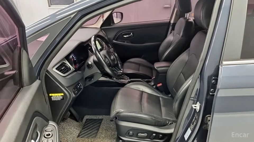Kia Carens