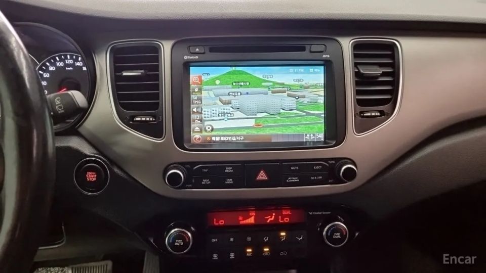 Kia Carens