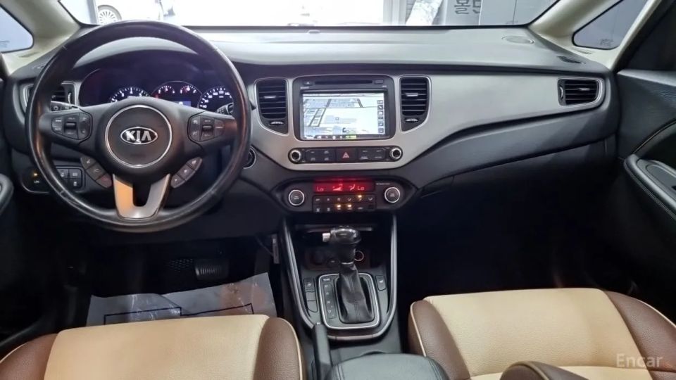 Kia Carens