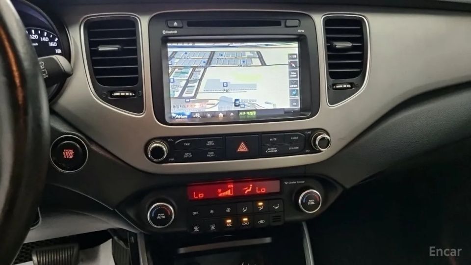 Kia Carens