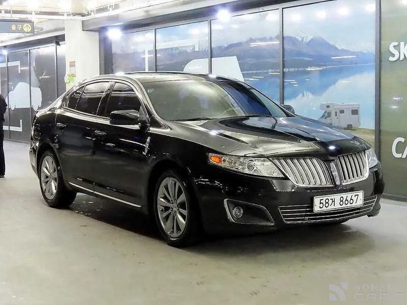 Lincoln MKS