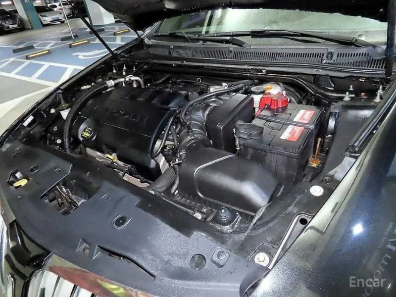 Lincoln MKS