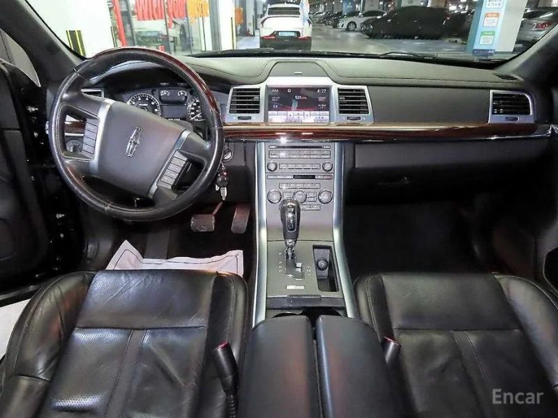 Lincoln MKS