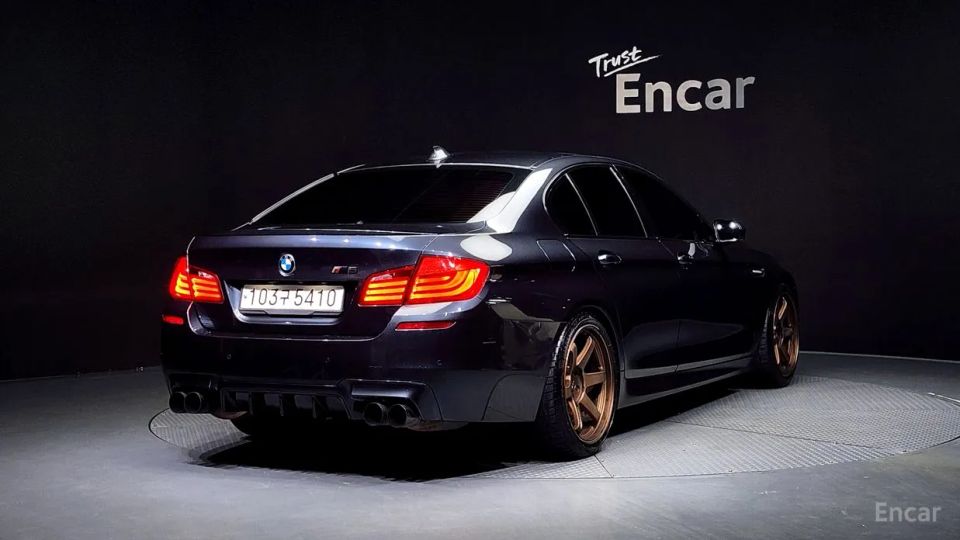 BMW M5