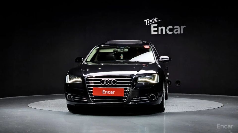 Audi A8