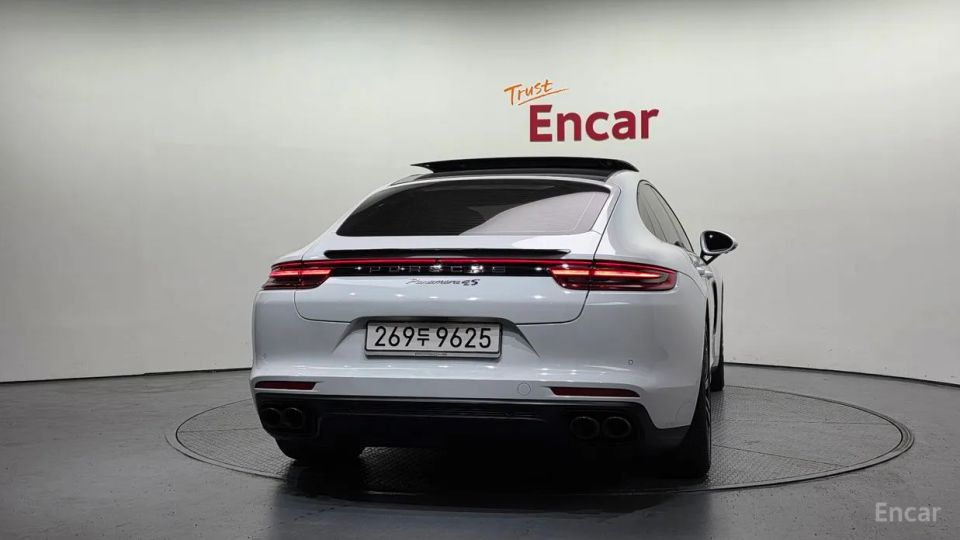 Porsche Panamera