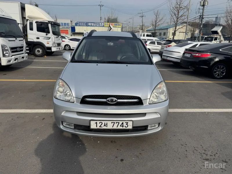Kia Carens