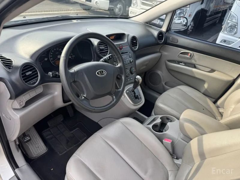 Kia Carens