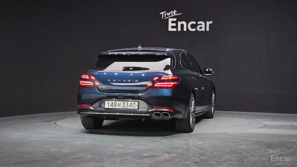 Genesis G70