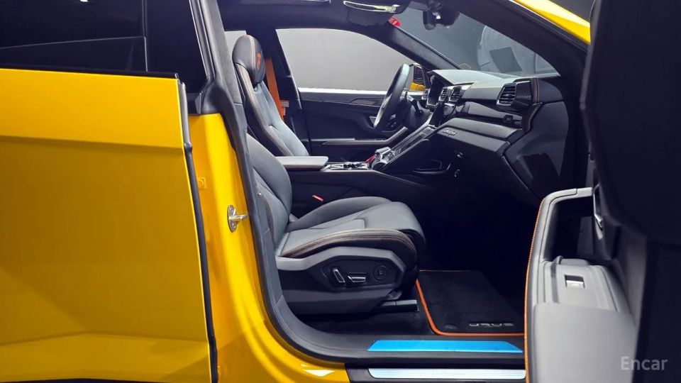 Lamborghini urus