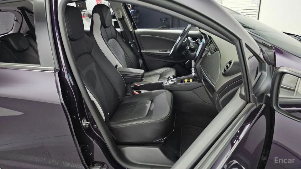 Renault-KoreaSamsung Zoe