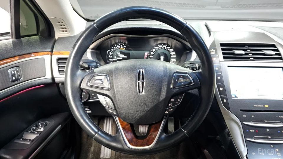 Lincoln MKZ