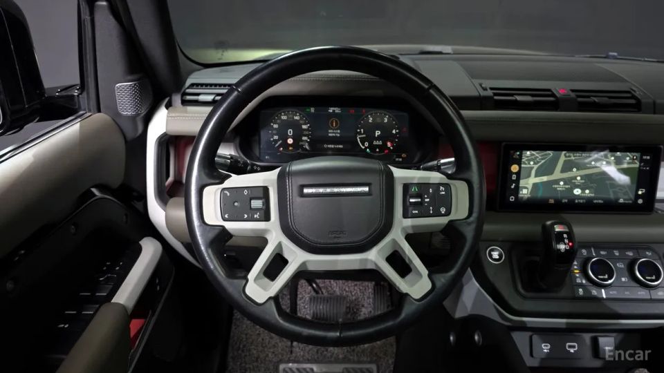 Land Rover Defender