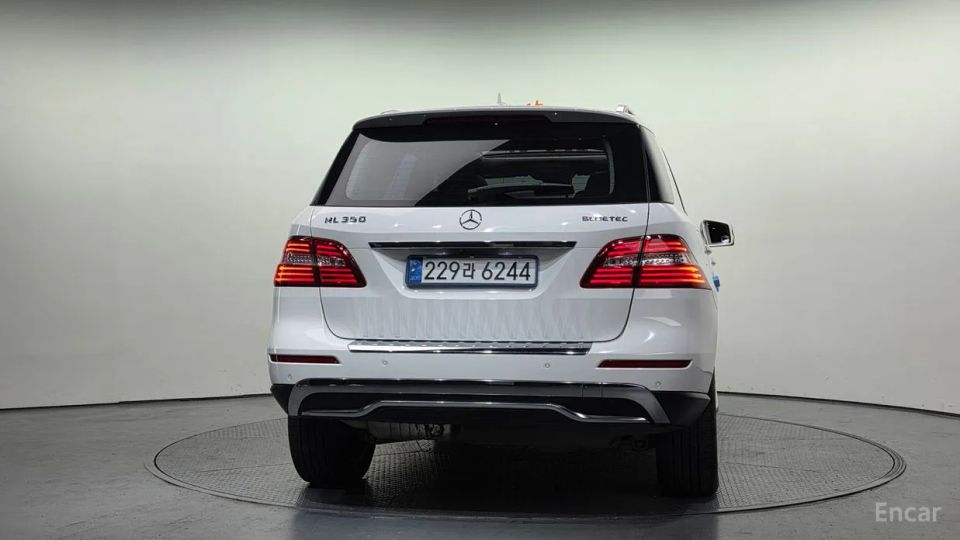 Mercedes-Benz M-class