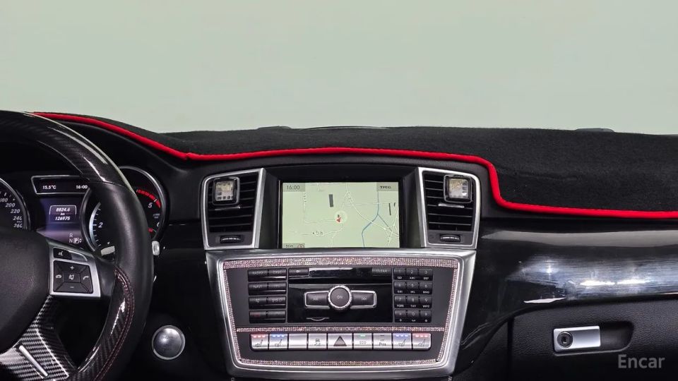 Mercedes-Benz M-class