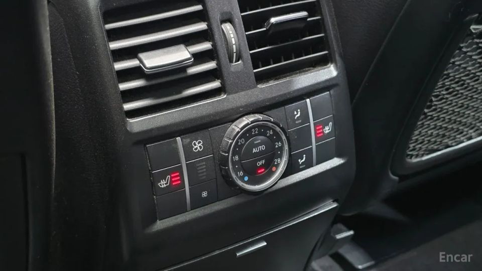Mercedes-Benz M-class