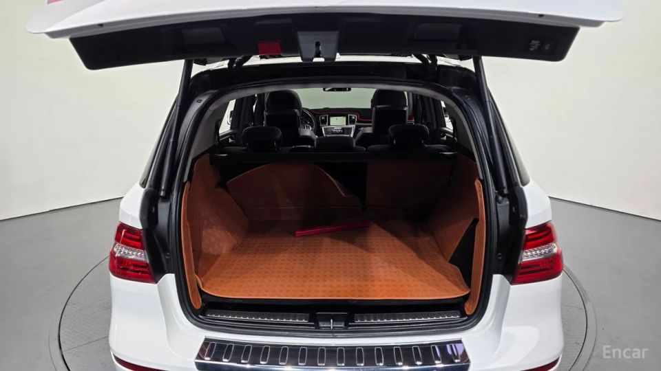 Mercedes-Benz M-class
