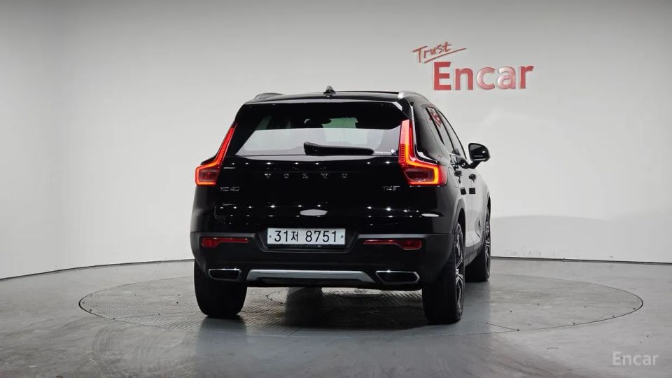 Volvo XC40