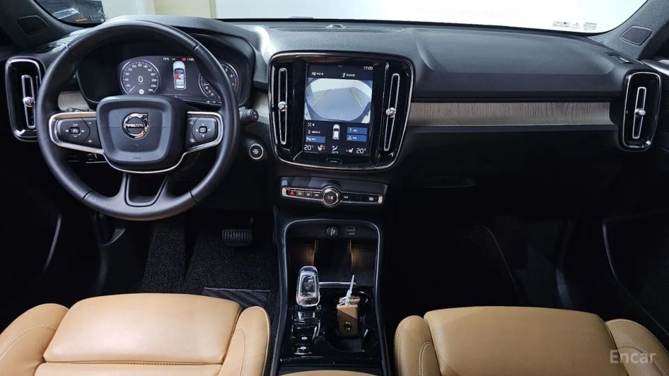 Volvo XC40