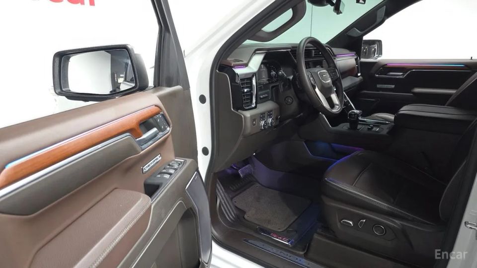 GMC Sierra