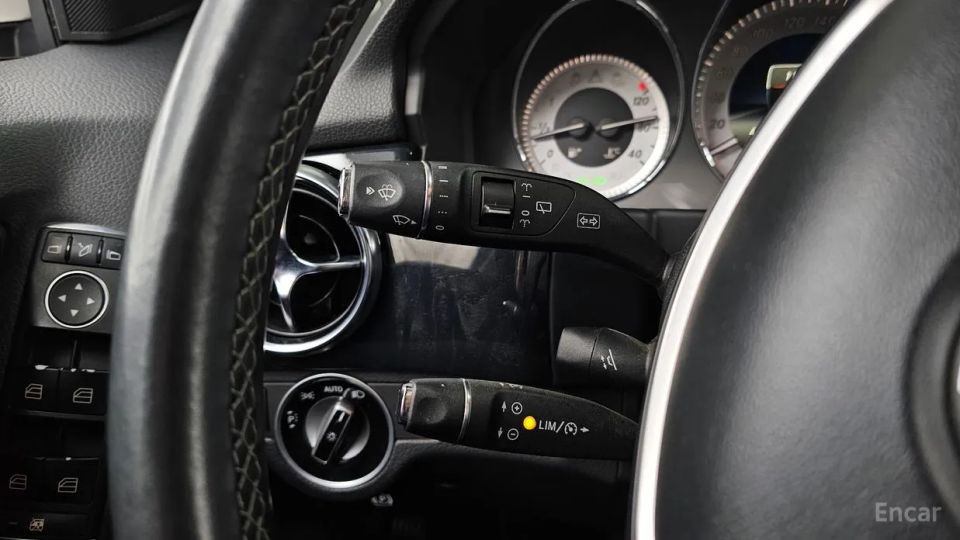 Mercedes-Benz GLK-Class