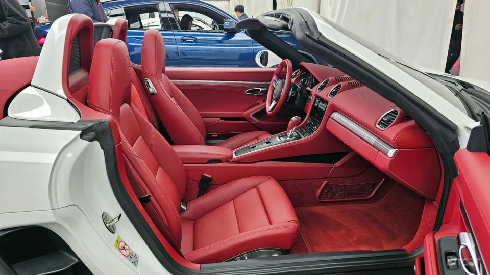 Porsche 718