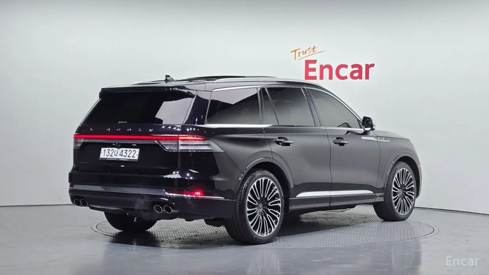 Lincoln Aviator