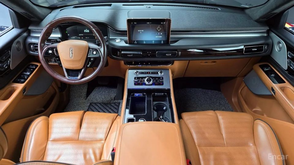 Lincoln Aviator