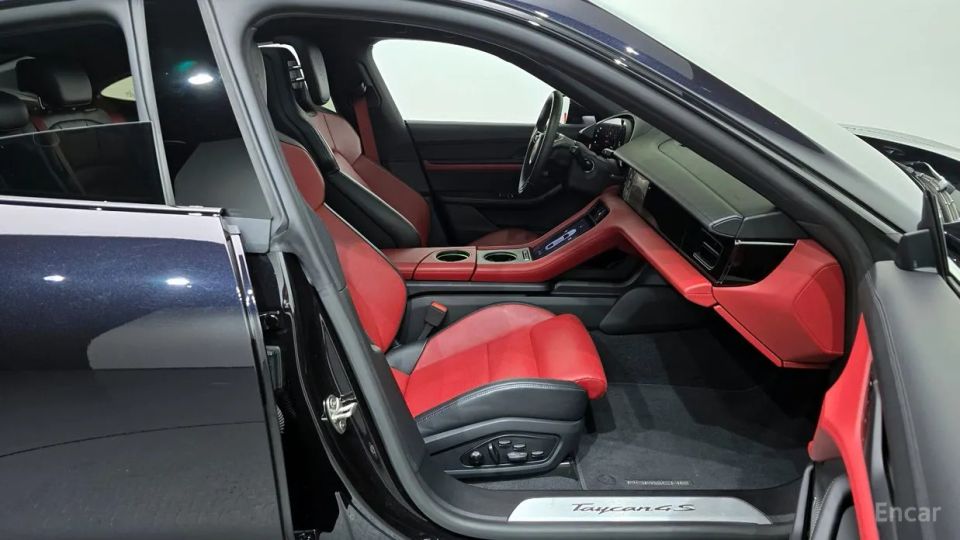 Porsche Taycan