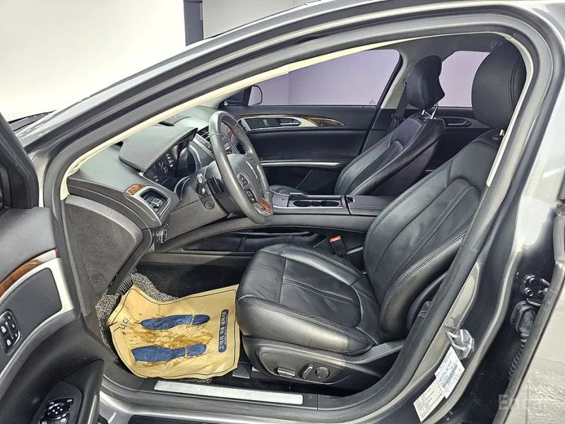Lincoln MKZ