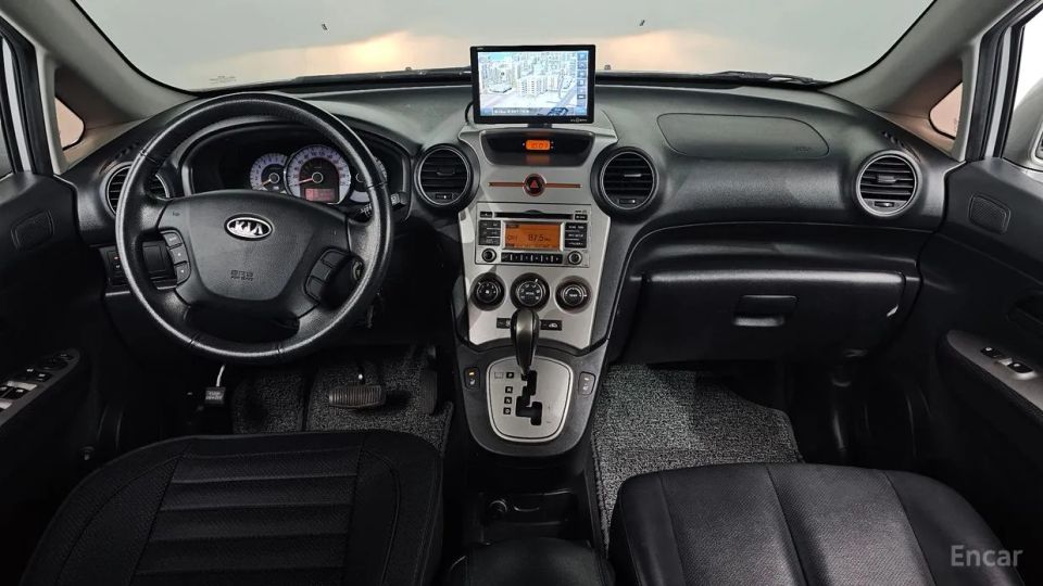 Kia Carens