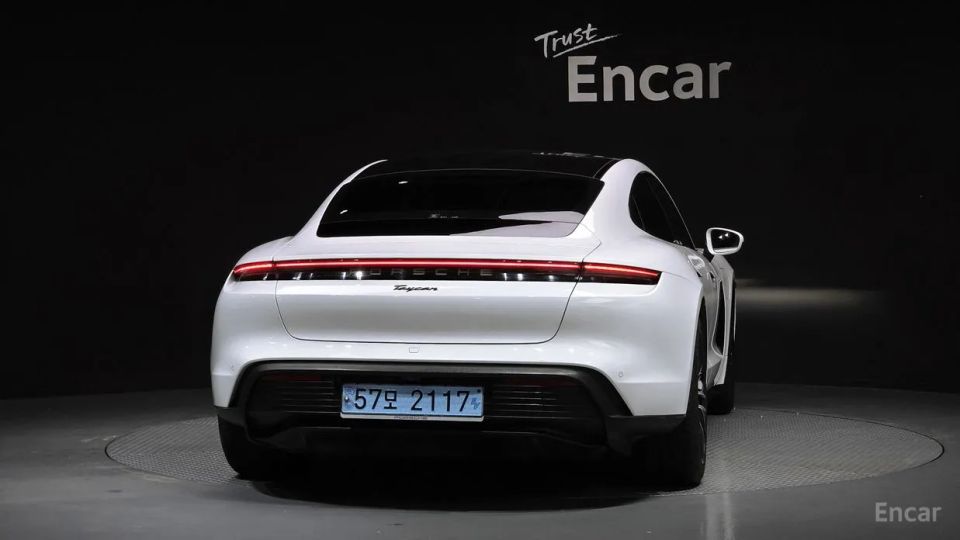 Porsche Taycan