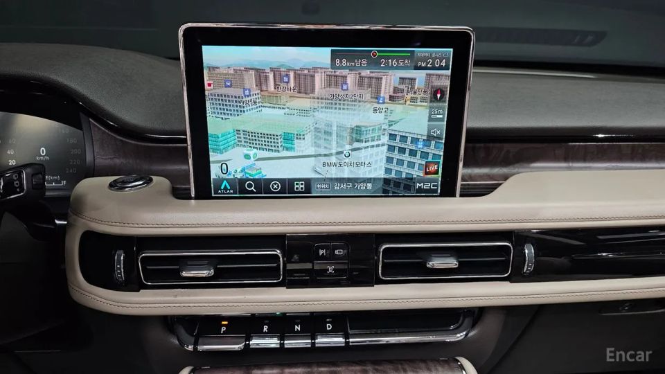 Lincoln Aviator