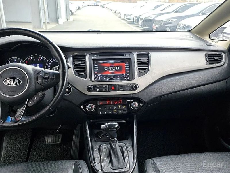 Kia Carens