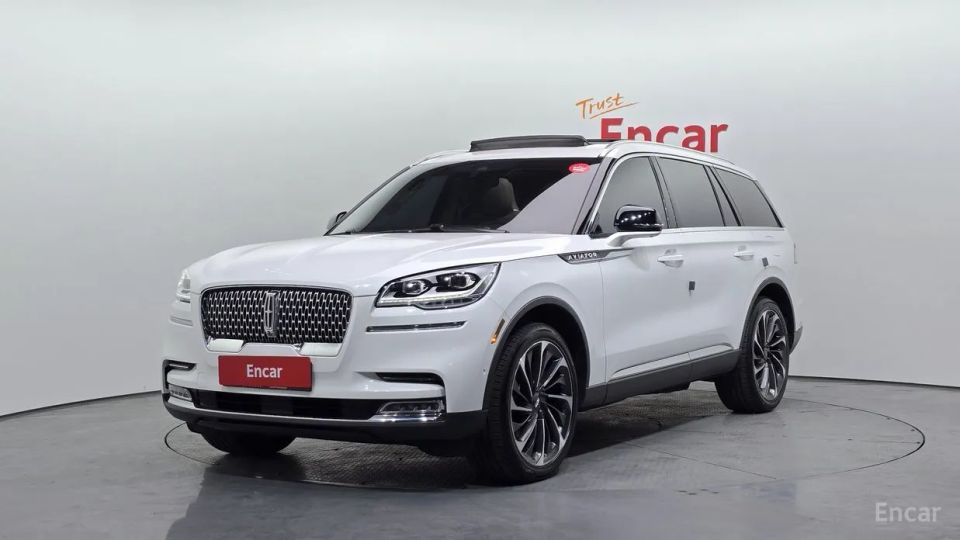 Lincoln Aviator