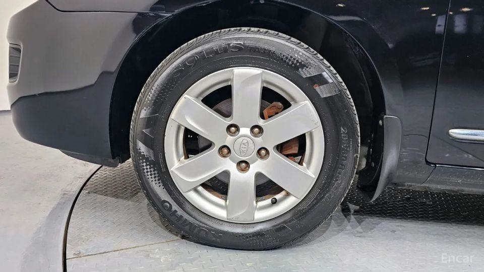 Kia Carens