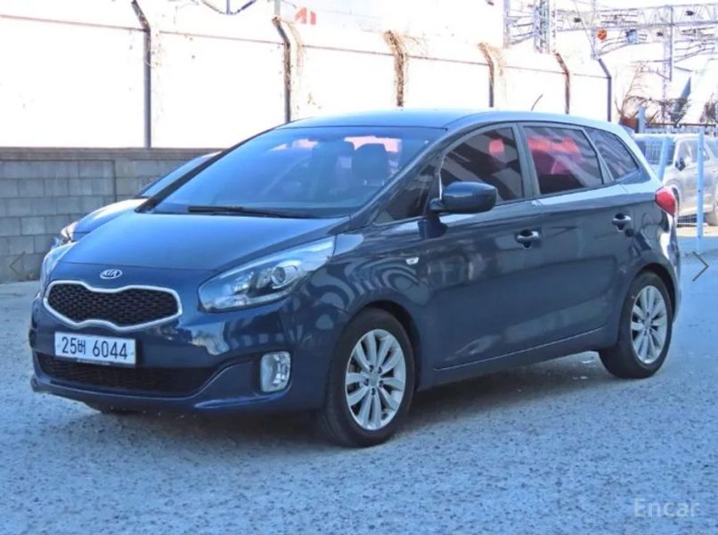 Kia Carens